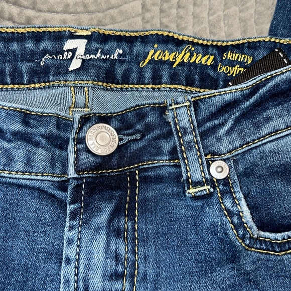 Women's Blue Distressed Jeans - Picture 4 of 5